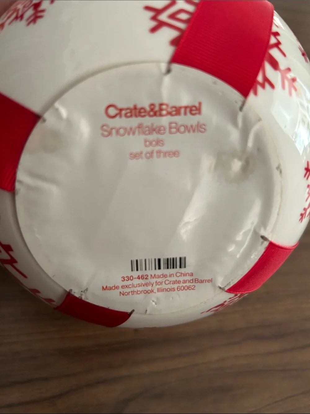 NWT Crate & Barrel Snowflake Bowl Set